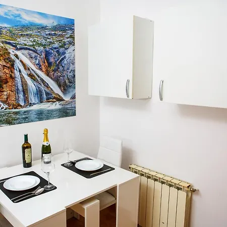 A Casina De Juan En El Centro Del Pueblo Corcubión