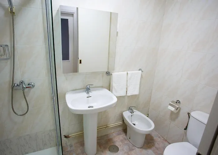 A Casina De Juan En El Centro Del Pueblo Corcubión